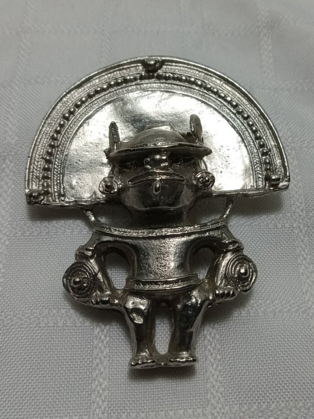 Anthropomorphic Tairona jewelry - vintage copy of a pre-Columbian-style pendant